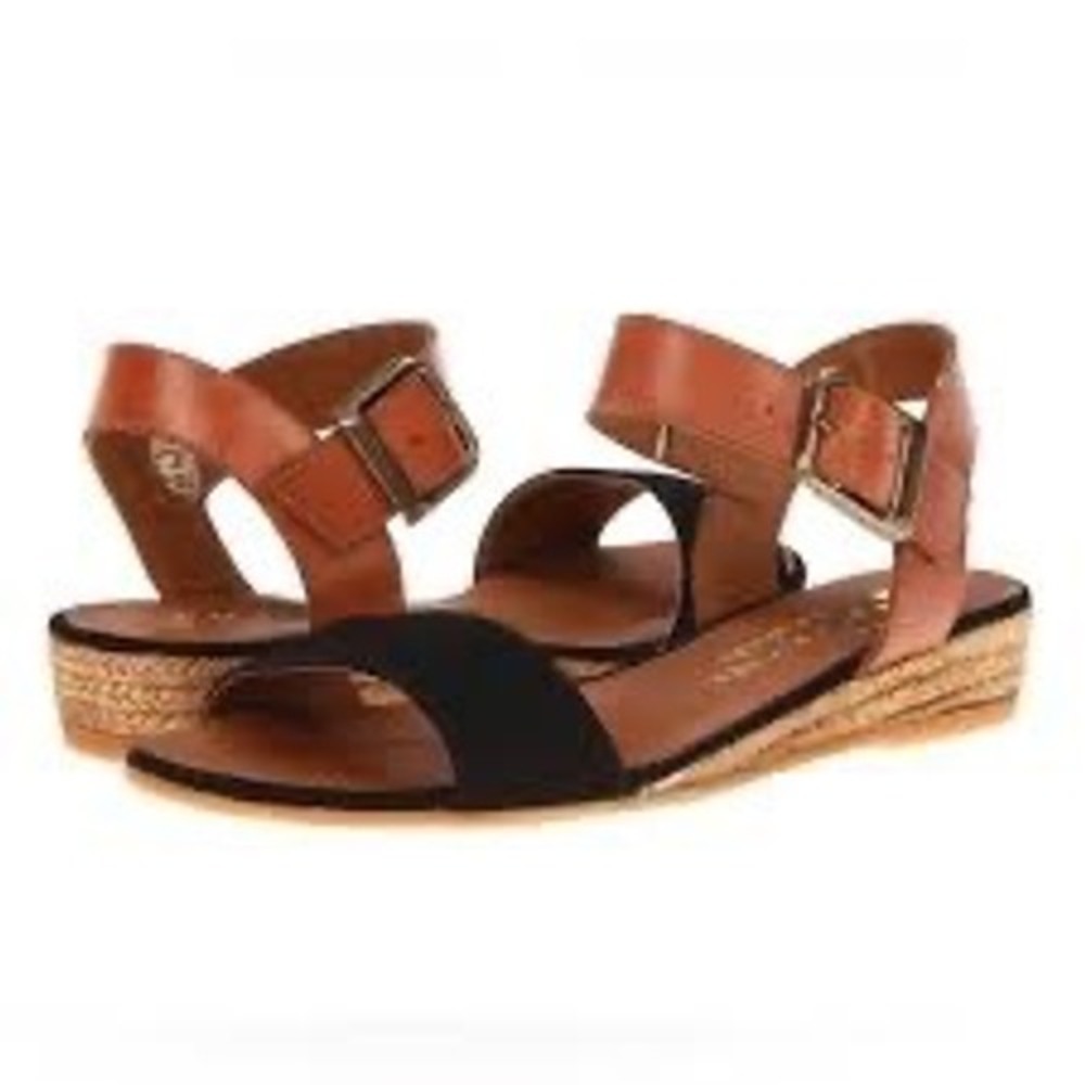 Eric Michael Navy‎ Suede Cognac Leather Two Tone Ankle Strap Flat Sandals Size 7